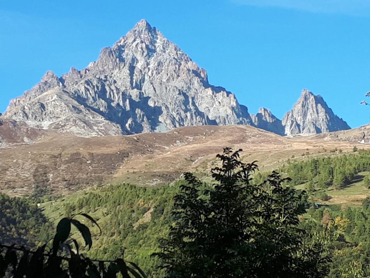 Апартаменты La Finestra Sul Monviso Криссоло Экстерьер фото